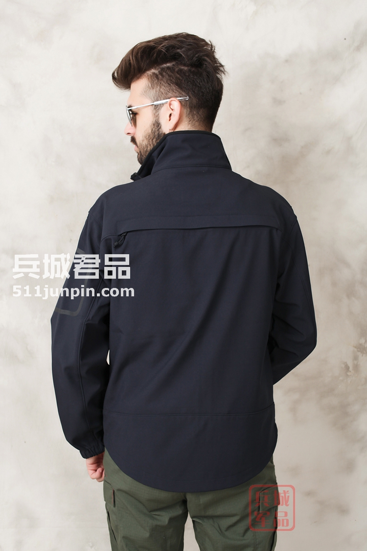 美国5.11正品 变色龙软壳 48099 男士保暖抓绒外套 511户外休闲衣