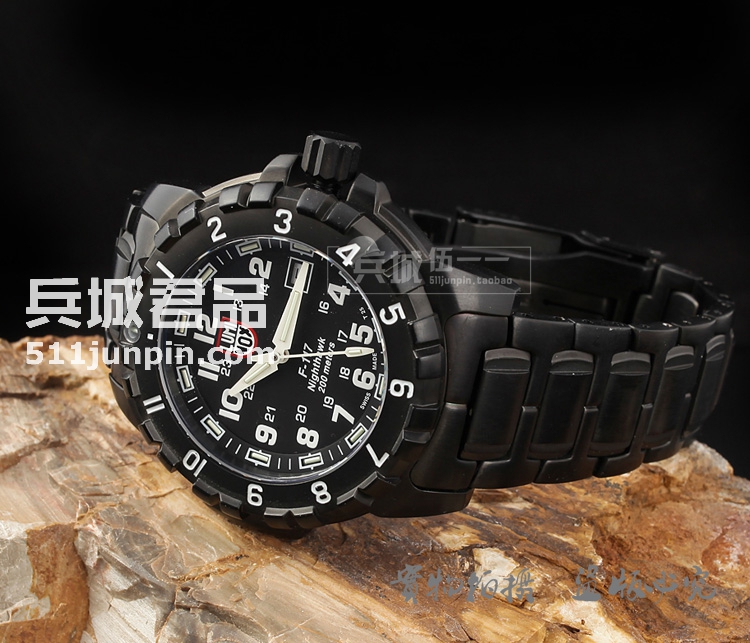 Luminox 鲁美诺斯男军表 F-117 6402夜鹰飞行员夜光潜水军表
