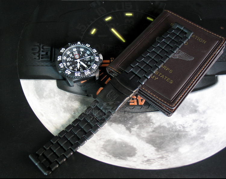 Luminox/雷美诺时 瑞士原装正品 3050系列黑色碳纤维户外运动表带