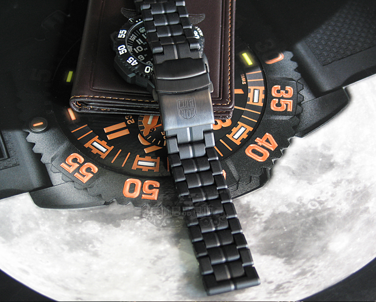 Luminox/雷美诺时 瑞士原装正品 3050系列黑色碳纤维户外运动表带