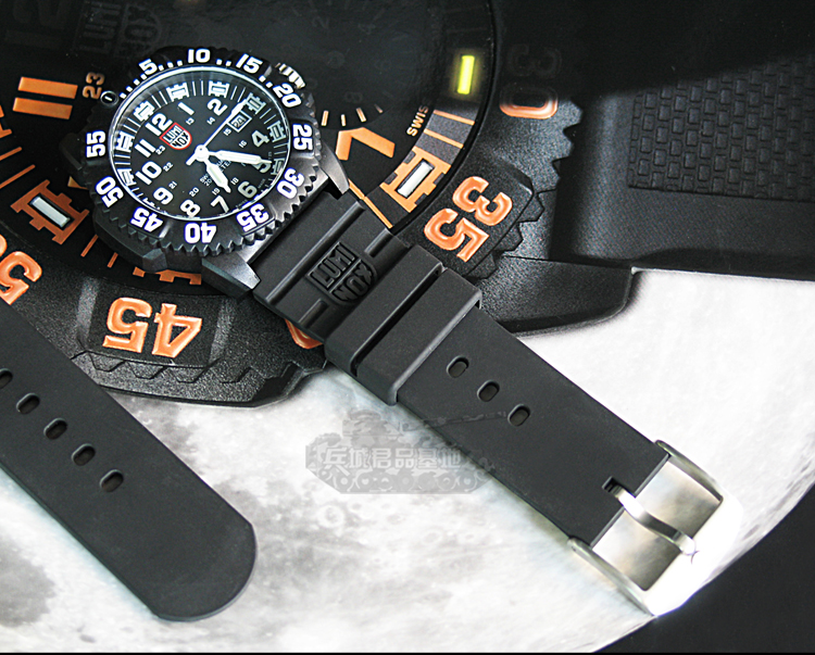 Luminox/雷美诺时 原装正品 3000系列黑色硅橡胶户外运动表带