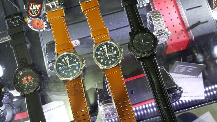 瑞士原装机芯Luminox 雷美诺时 1944 特种兵夜光防水军表正品